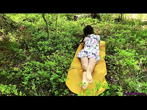 ❤️ 陌生人在Tinder上自慰我的阴部,并在树林里热情地做爱 ❤️ Porno vk❤