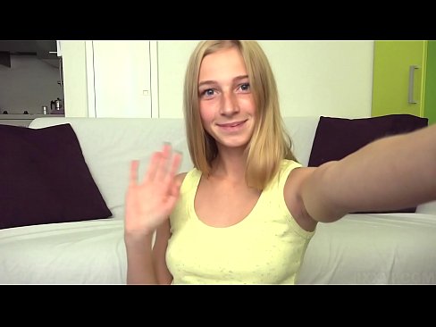 ❤️ 当我无聊的时候,我懒惰地自慰我的粉红色的阴部 ❤️ Porno vk❤